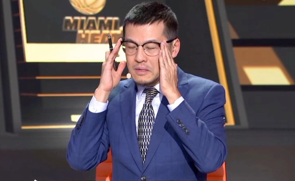 女王内裤坐脸vk